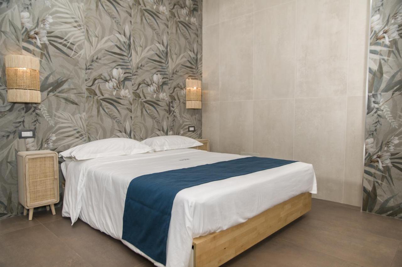 Suite 18 Luxury Apartments Bari Eksteriør bilde