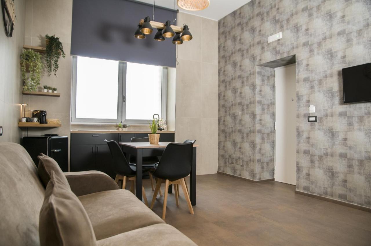 Suite 18 Luxury Apartments Bari Eksteriør bilde