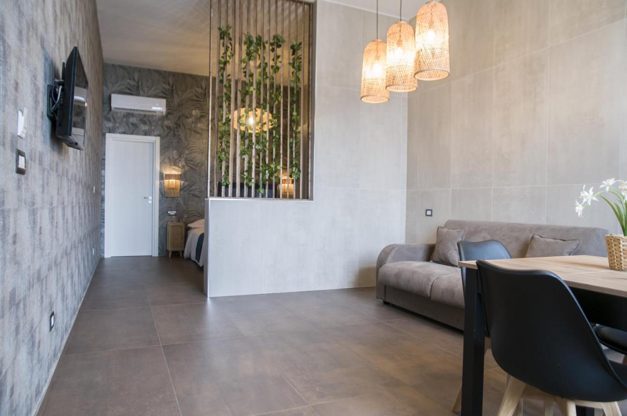 Suite 18 Luxury Apartments Bari Eksteriør bilde