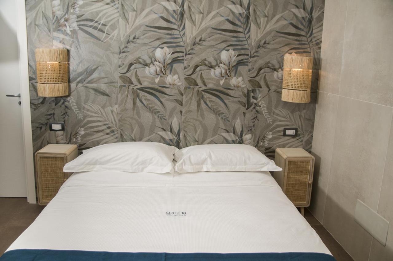 Suite 18 Luxury Apartments Bari Eksteriør bilde