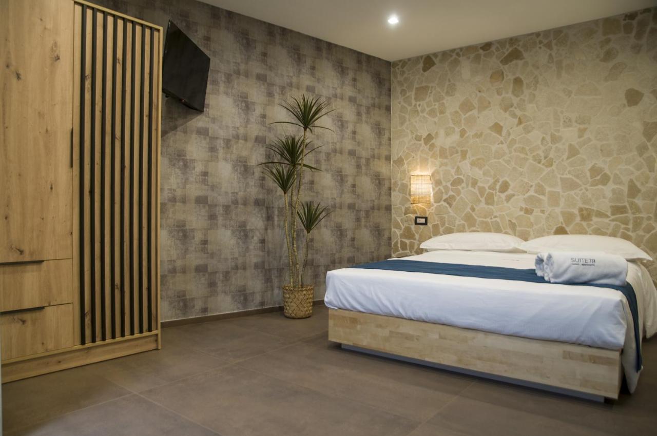 Suite 18 Luxury Apartments Bari Eksteriør bilde