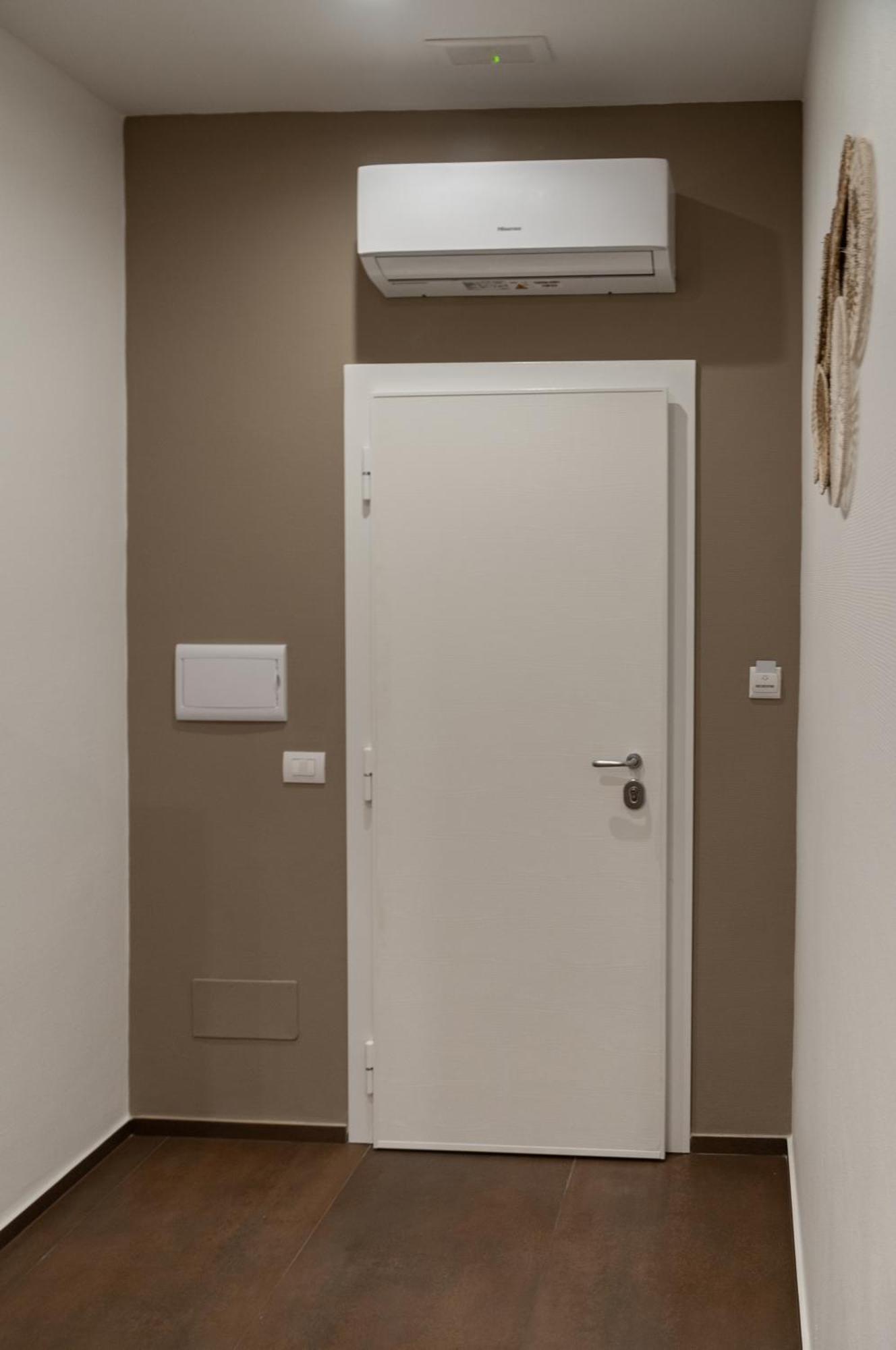 Suite 18 Luxury Apartments Bari Eksteriør bilde