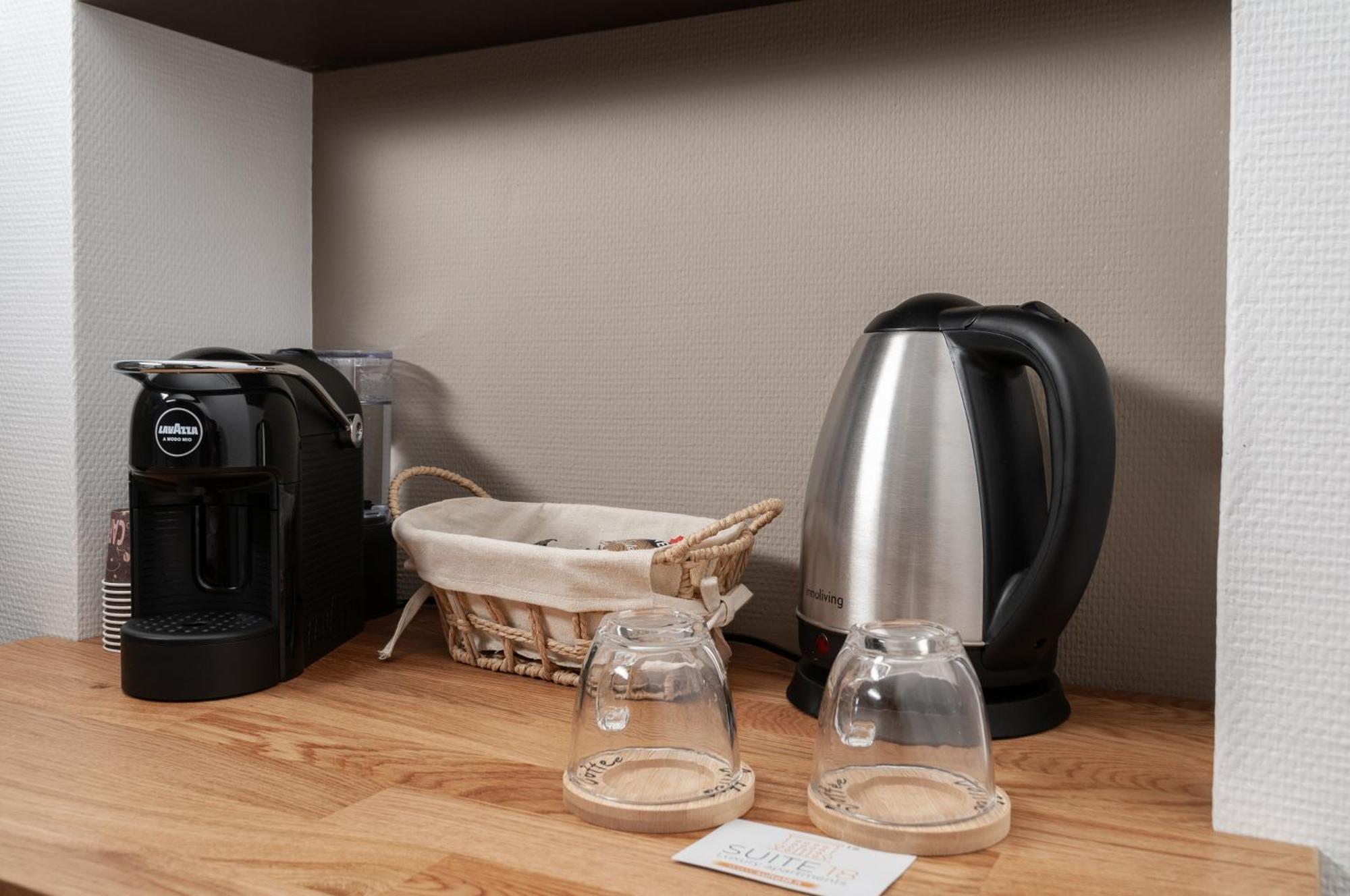 Suite 18 Luxury Apartments Bari Eksteriør bilde